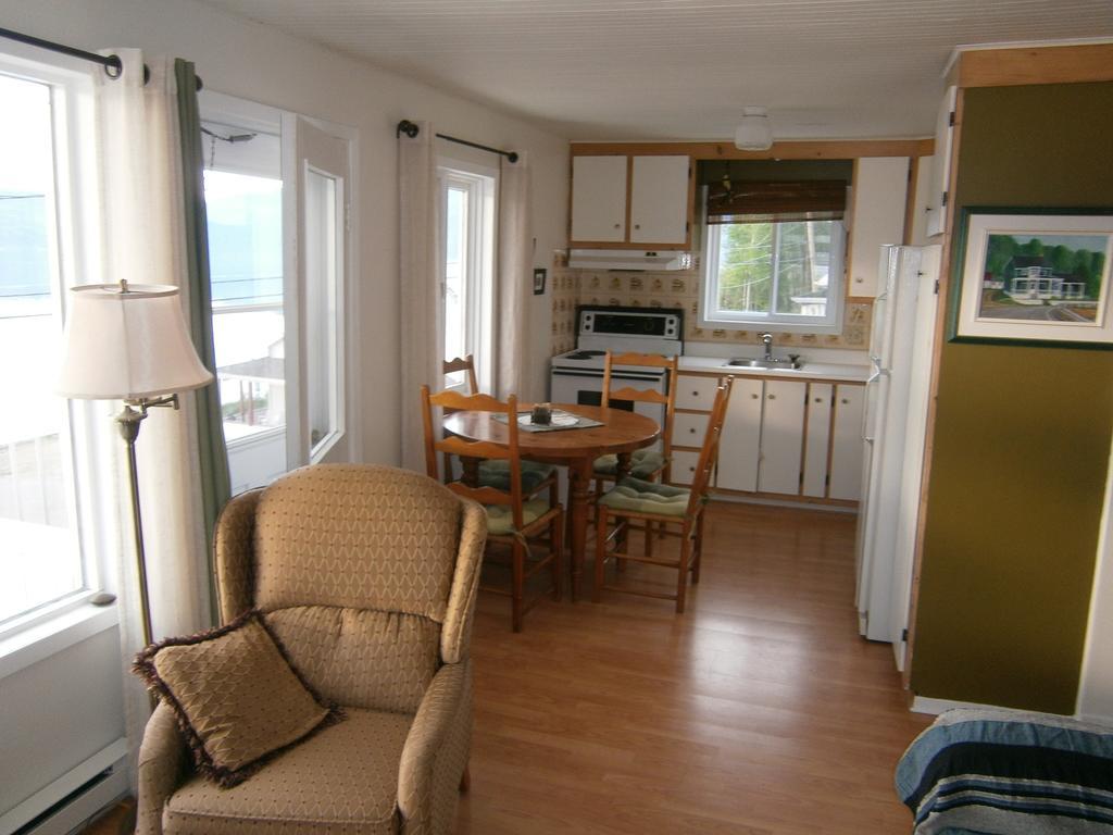 Apartement Mirador Du Fjord LʼAnse-Saint-Jean Buitenkant foto