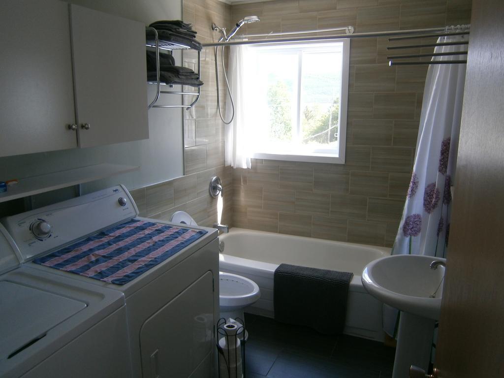 Apartement Mirador Du Fjord LʼAnse-Saint-Jean Buitenkant foto
