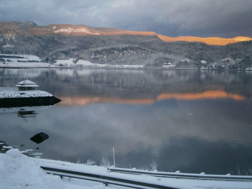 Apartement Mirador Du Fjord LʼAnse-Saint-Jean Buitenkant foto